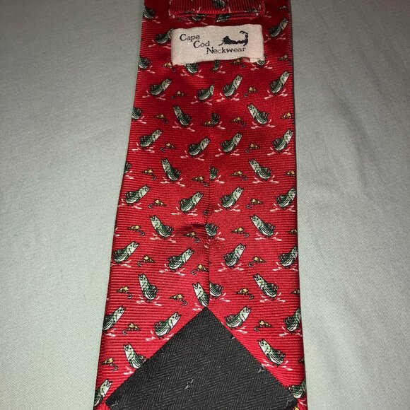 Cape Cod Neckwear Red Fish and Lure Men's Tie 100% Silk Red - Picture 4 of 4